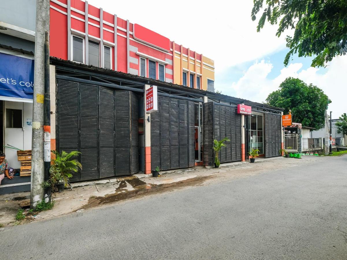 Spot On 2451 Camel Residence Semarang Zewnętrze zdjęcie